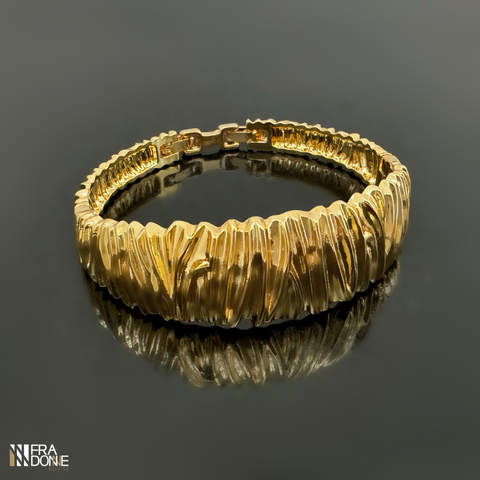 Bracelete grafismo, banhado a ouro 18k