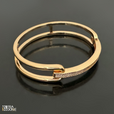 Bracelete com fio de zircônias, banhado a ouro 18k