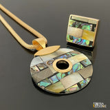 Anel mosaico abalone, banho a ouro 18k