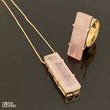 Anel com pedra natural, quartzo rosa, banho a ouro 18k