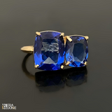 Piercing  Block com cristais em tom de azul deep blue lapidados, banho a ouro 18k