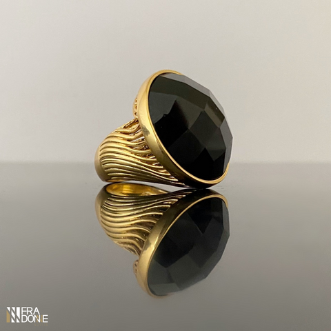 Anel com Pedra Natural, Ágata Negra Facetada, Banho a Ouro 18k